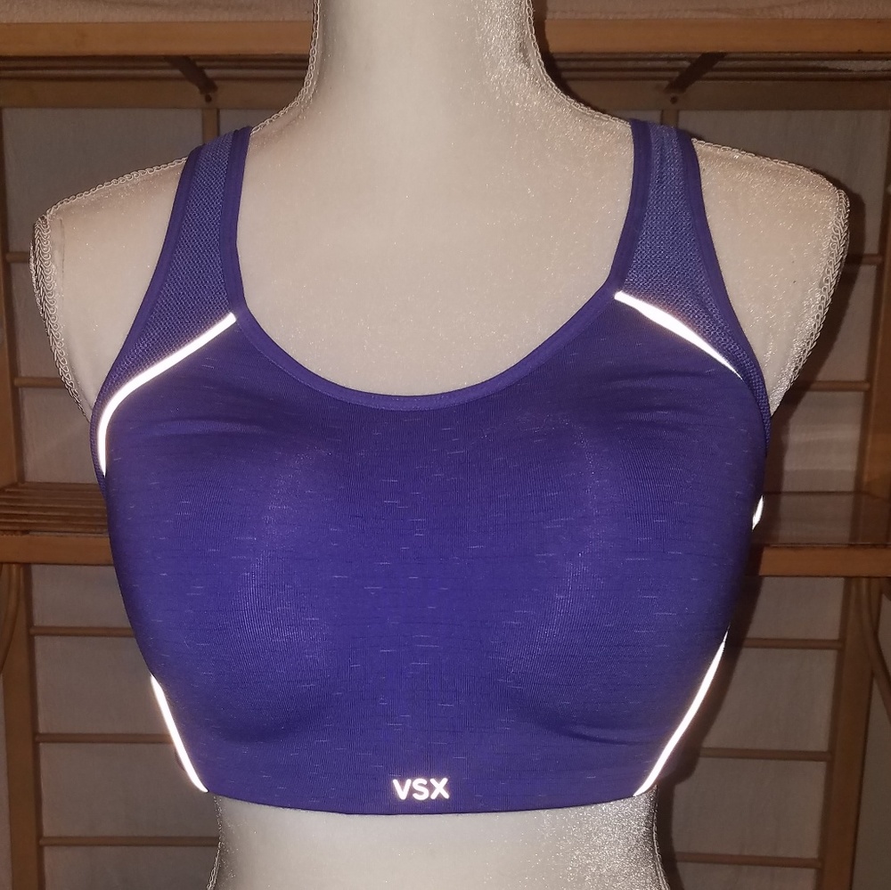 Victoria's Secret (VSX) sports bra